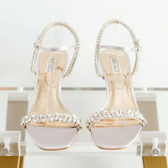 Badgley Mischka Kenya Lavender Satin Kitten Heel Women's 9.5 - Picture 2 of 14